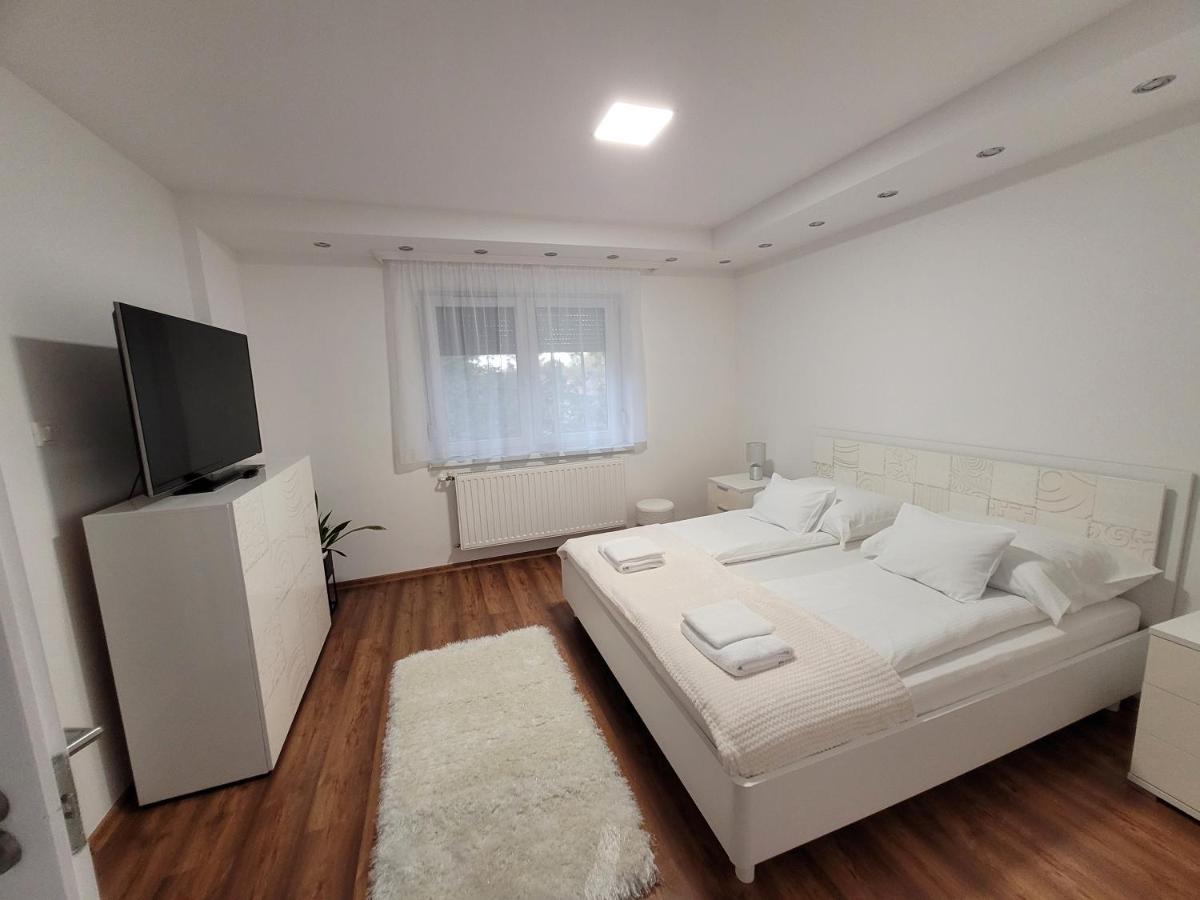 Matrix Apartman Bekescsaba Exterior photo